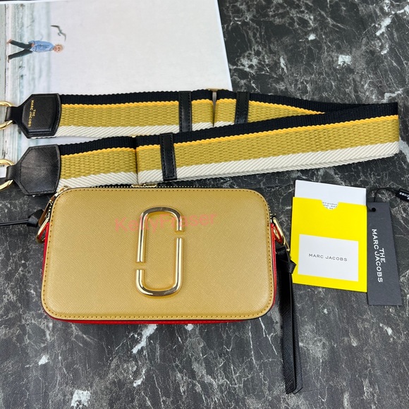 NWOT MARC JACOBS the snapshot shoulder bag - Picture 4 of 12